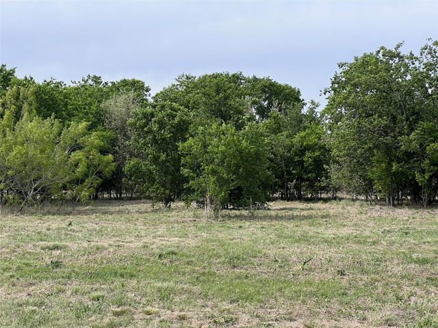 27 County Road 483, Taylor, TX 76574