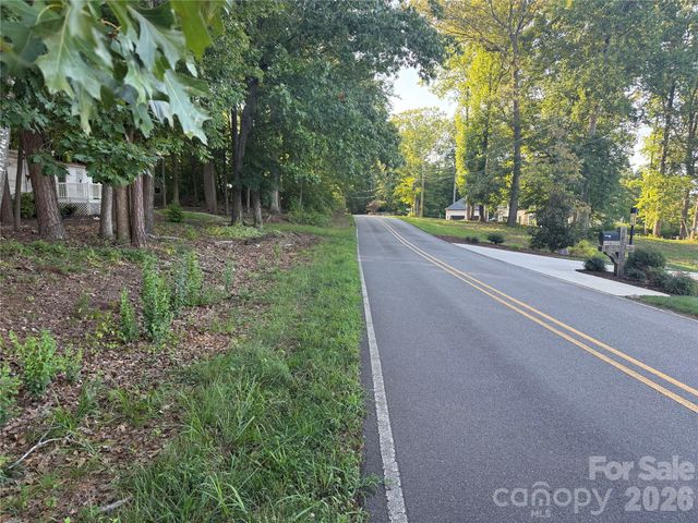106 Golden Pond Lane, Mooresville, NC 28117