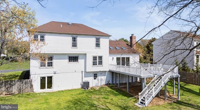 12011 MEADOWVILLE CT, Herndon, VA 20170