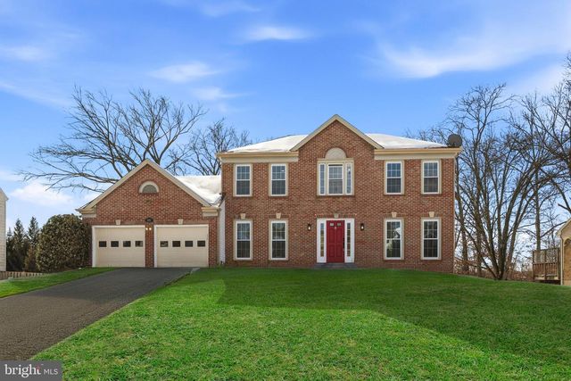 12011 MEADOWVILLE CT, Herndon, VA 20170