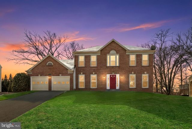 12011 MEADOWVILLE CT, Herndon, VA 20170