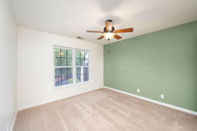 6155 Chasewood Parkway 204, Minnetonka, MN 55343