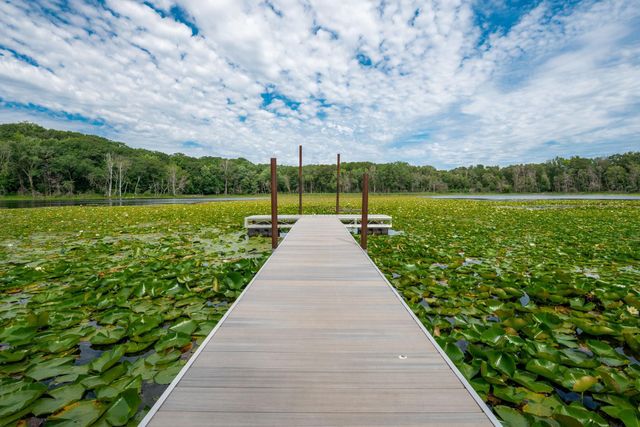6155 Chasewood Parkway 204, Minnetonka, MN 55343