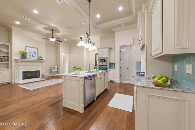 301 Herbsaint Drive, Youngsville, LA 70592