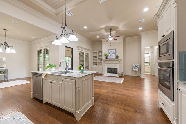 301 Herbsaint Drive, Youngsville, LA 70592