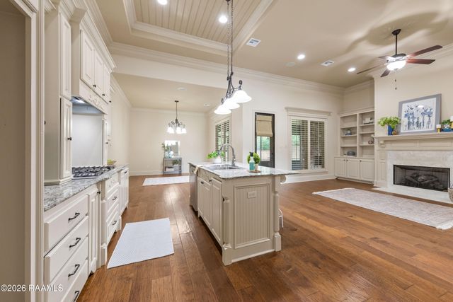 301 Herbsaint Drive, Youngsville, LA 70592