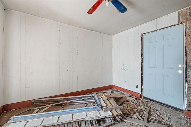 211 S Ellison Avenue, El Reno, OK 73036