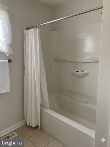 7906 BON AIR RD, Baltimore, MD 21234