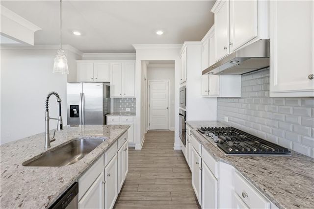 1752 Dover Creek Lane, Lawrenceville, GA 30045