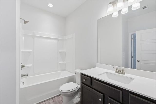 1752 Dover Creek Lane, Lawrenceville, GA 30045