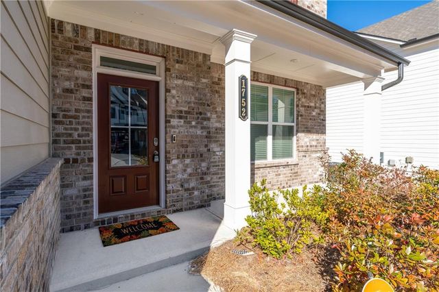 1752 Dover Creek Lane, Lawrenceville, GA 30045