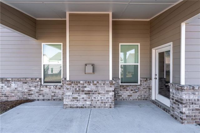 1752 Dover Creek Lane, Lawrenceville, GA 30045