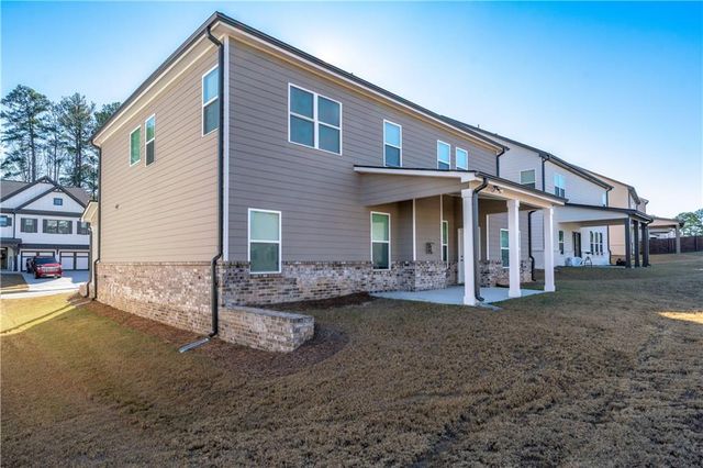 1752 Dover Creek Lane, Lawrenceville, GA 30045