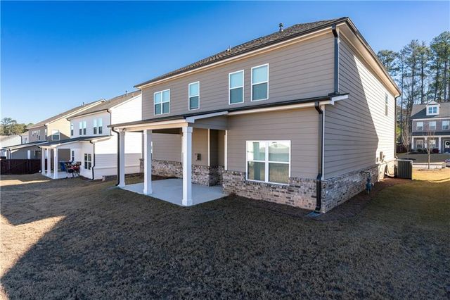 1752 Dover Creek Lane, Lawrenceville, GA 30045