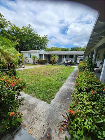 2000 Washington Street, Hollywood, FL 33020