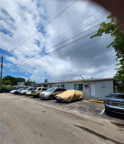 2000 Washington Street, Hollywood, FL 33020