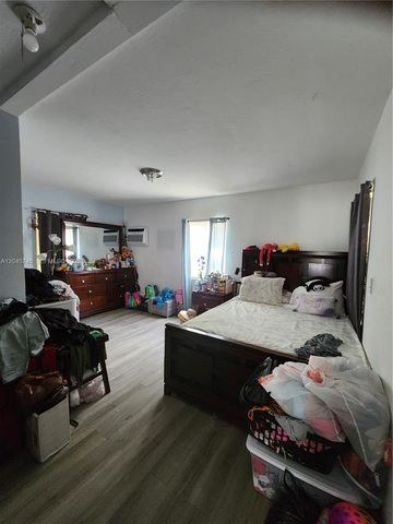 2000 Washington Street, Hollywood, FL 33020