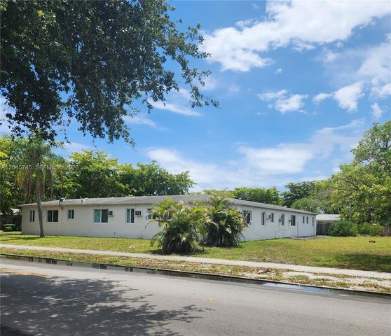 2000 Washington Street, Hollywood, FL 33020