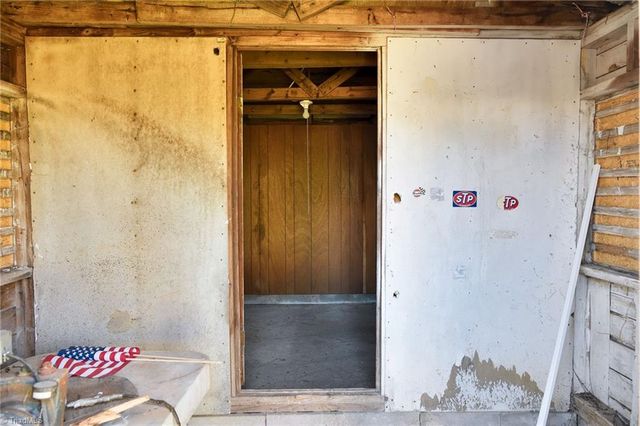 625 Rockcrusher Road, Lexington, NC 27292