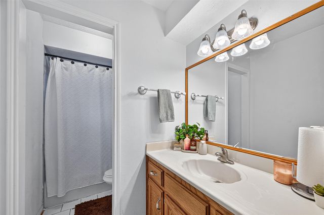 4407 Yosemite Drive, Pasadena, TX 77504