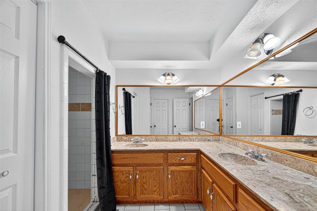 4407 Yosemite Drive, Pasadena, TX 77504