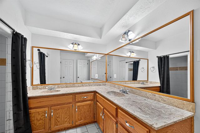 4407 Yosemite Drive, Pasadena, TX 77504