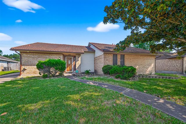 4407 Yosemite Drive, Pasadena, TX 77504
