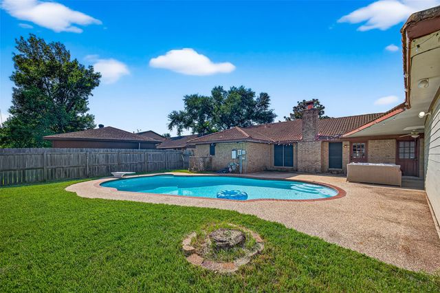 4407 Yosemite Drive, Pasadena, TX 77504