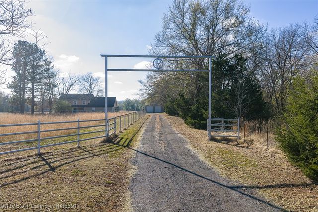 464736 Highway 101, Sallisaw, OK 74955