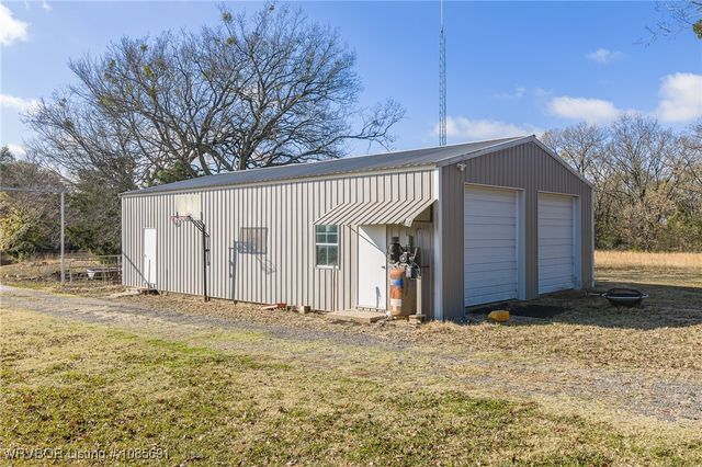 464736 Highway 101, Sallisaw, OK 74955