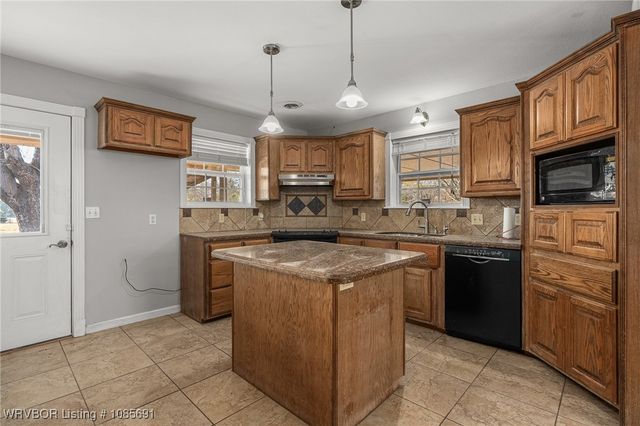 464736 Highway 101, Sallisaw, OK 74955