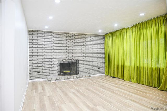 3726 Isabelle Street, Inkster, MI 48141