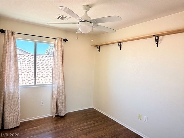 7388 Standing Timber Way, Las Vegas, NV 89113