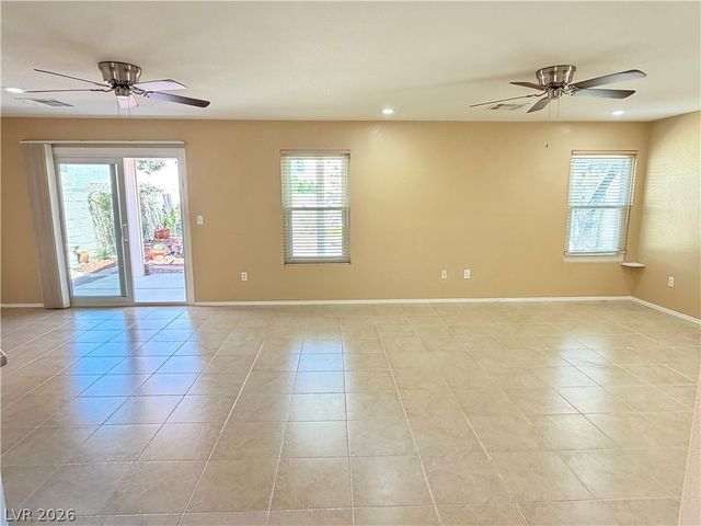 7388 Standing Timber Way, Las Vegas, NV 89113