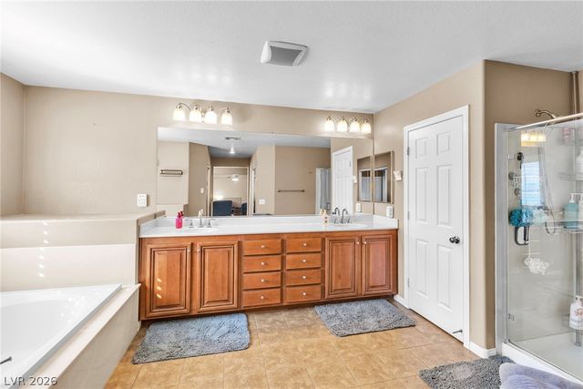 67 Crescent Palm Court, Henderson, NV 89002