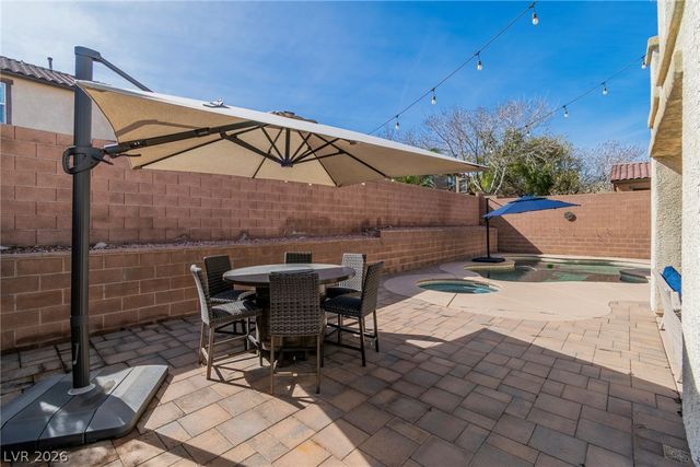 67 Crescent Palm Court, Henderson, NV 89002