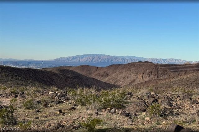 67 Crescent Palm Court, Henderson, NV 89002