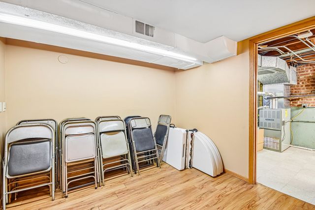 10209 Washington Avenue, Oak Lawn, IL 60453