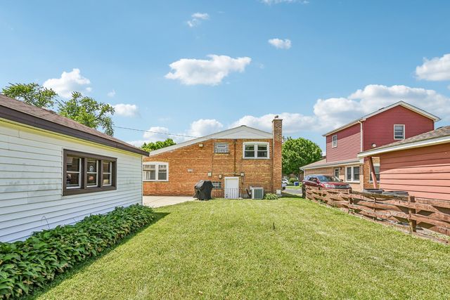 10209 Washington Avenue, Oak Lawn, IL 60453
