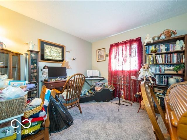 5652 Steven Drive, Greenwood, IN 46142