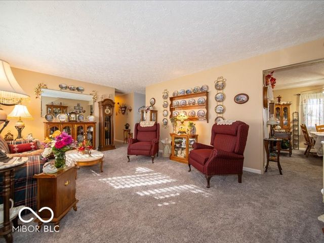 5652 Steven Drive, Greenwood, IN 46142