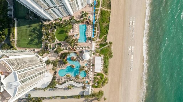 18001 Collins Ave 1506, Sunny Isles Beach, FL 33160