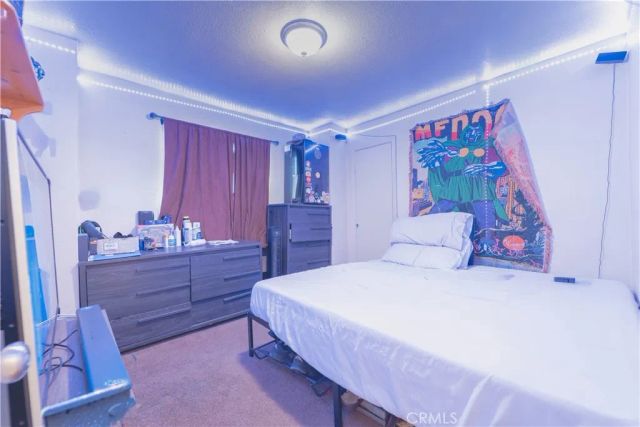 632 N College, Fresno, CA 93728