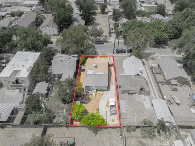 632 N College, Fresno, CA 93728