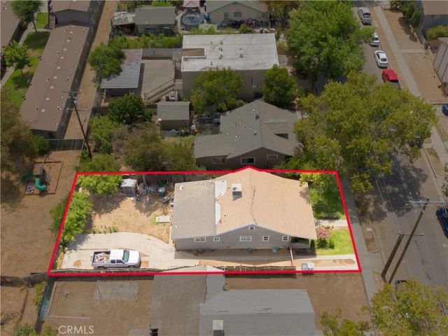632 N College, Fresno, CA 93728