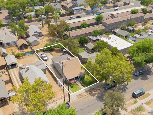 632 N College, Fresno, CA 93728