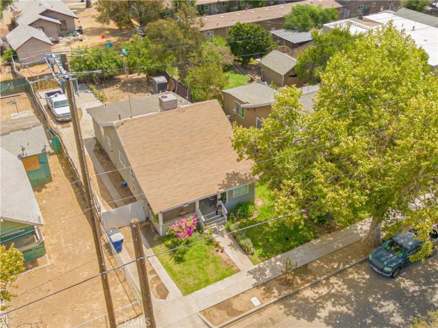 632 N College, Fresno, CA 93728