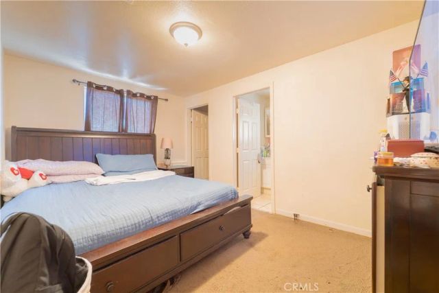632 N College, Fresno, CA 93728