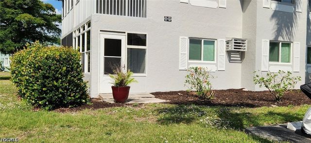 8148 Country RD 101, Fort Myers, FL 33919