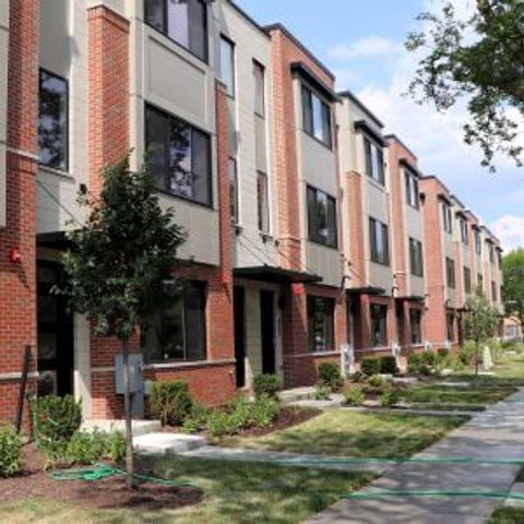 310 Lincoln Street 310, Mount Prospect, IL 60056